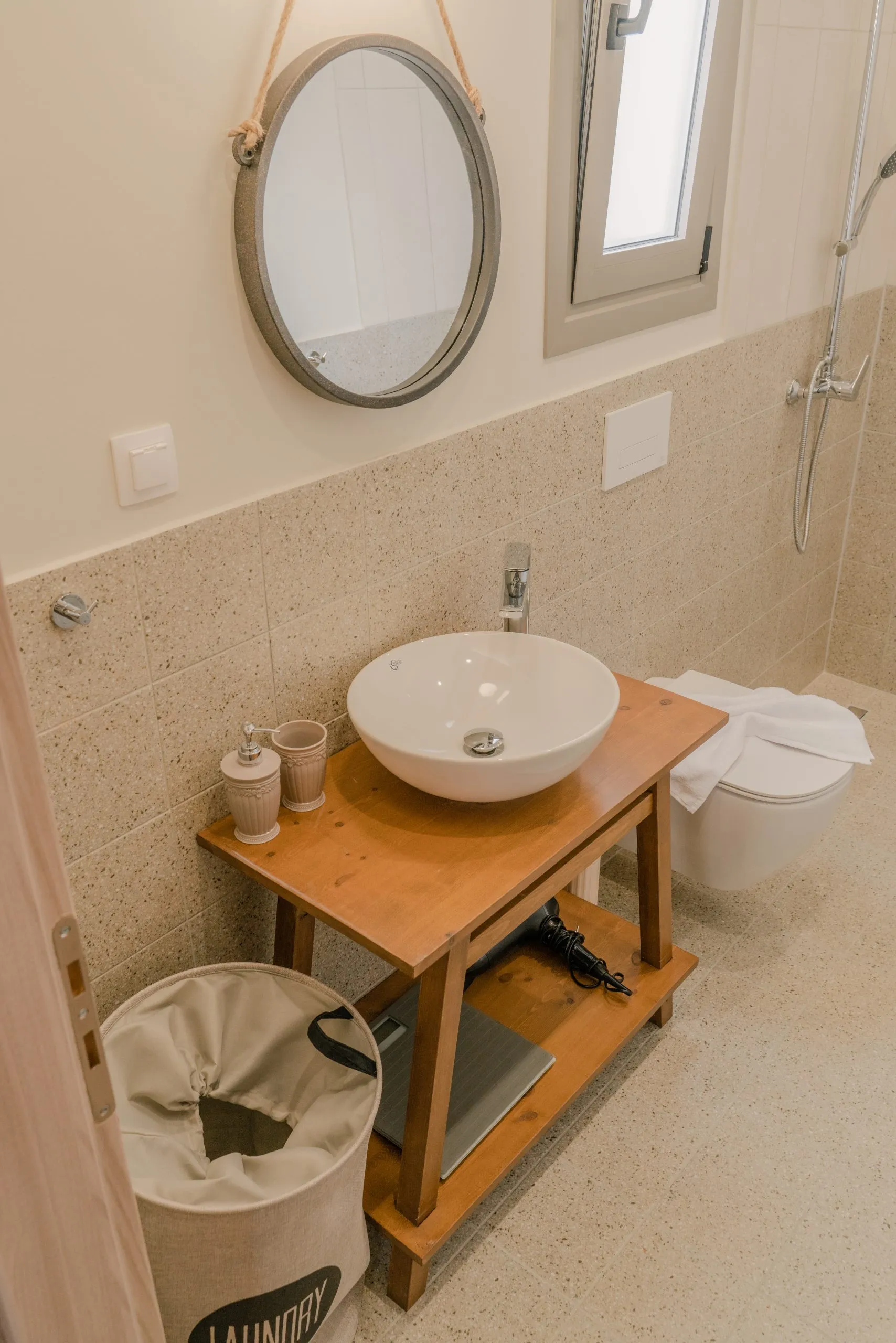 Bathroom vanity with round basin